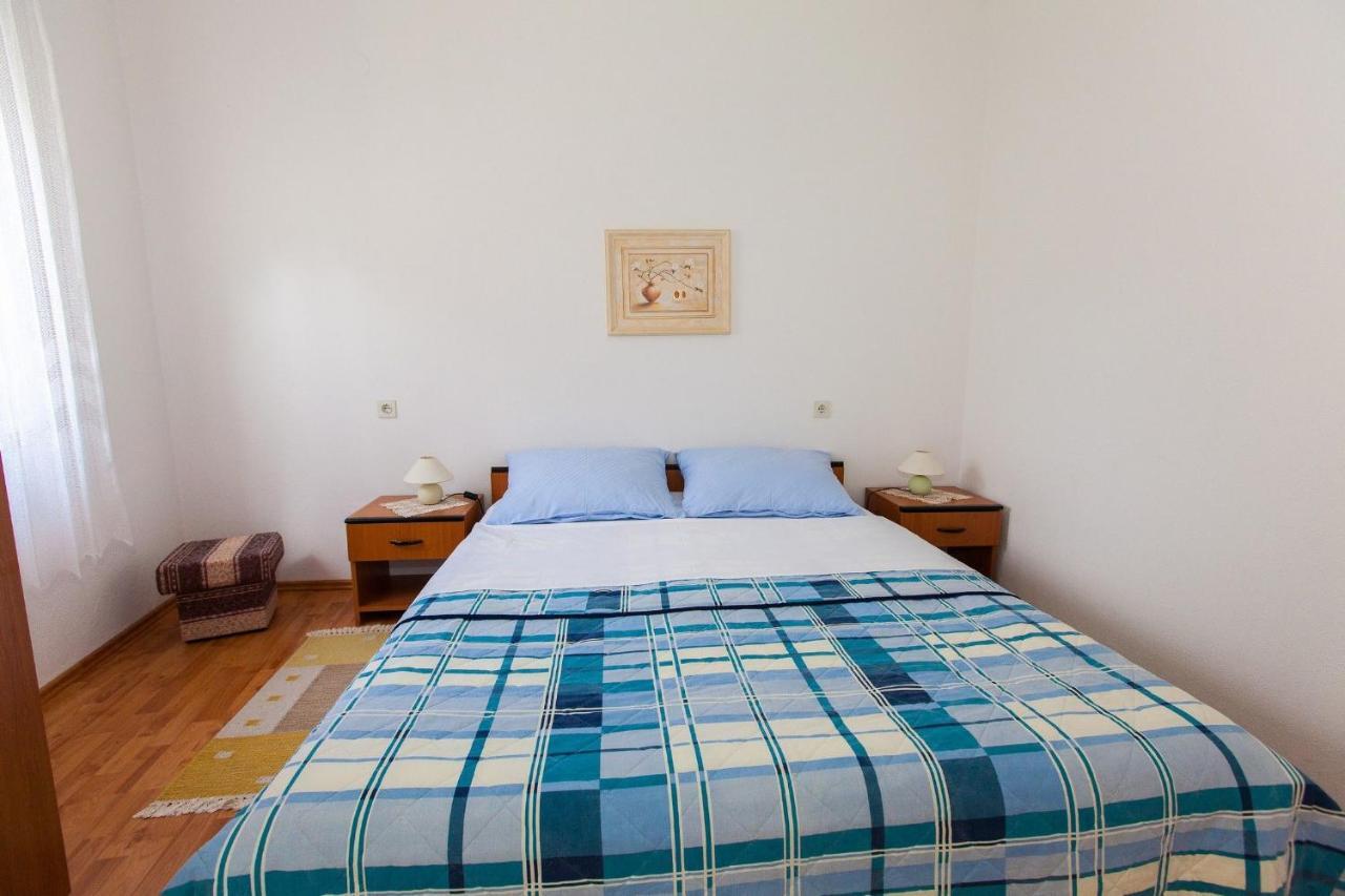 Apartment Karla Брибир Экстерьер фото